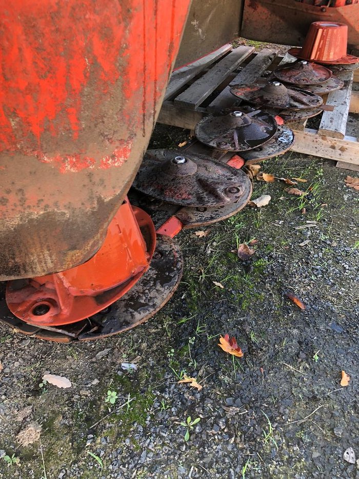 0 Kuhn Gmd66 2.4M Mower