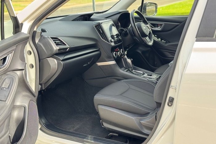 2023 Subaru Forester 2.5i