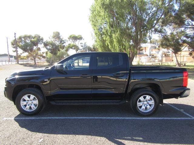 2024 Mitsubishi Triton GLX+