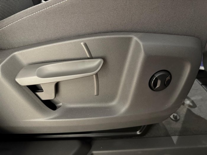 2025 Volkswagen Multivan TDI360 Life