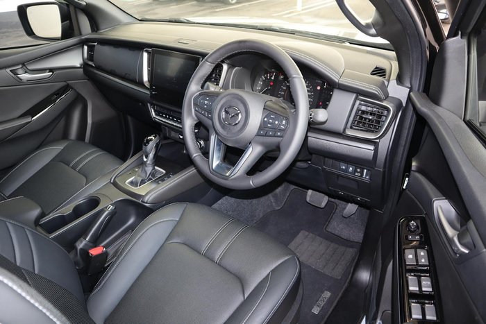 2025 Mazda BT-50 GT