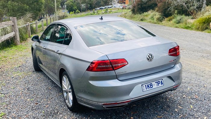 2017 Volkswagen Passat 206TSI R-Line