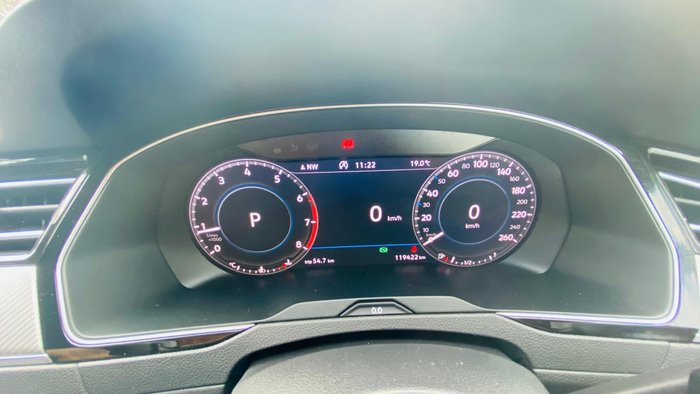 2017 Volkswagen Passat 206TSI R-Line