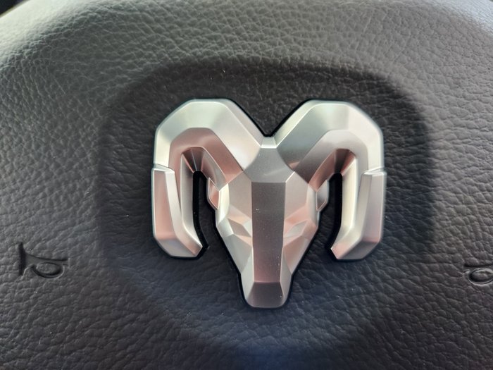 2024 RAM 1500 Laramie Sport RamBox