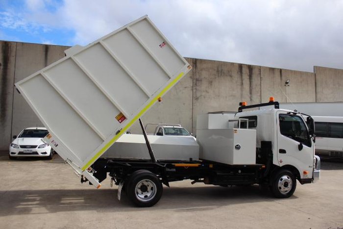 2016 Hino 300 617 617 WHITE