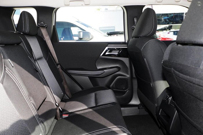 2025 Mitsubishi Outlander PHEV ES ZM MY24 AWD White Diamond