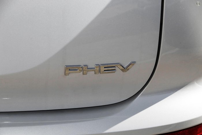 2025 Mitsubishi Outlander PHEV ES ZM MY24 AWD White Diamond