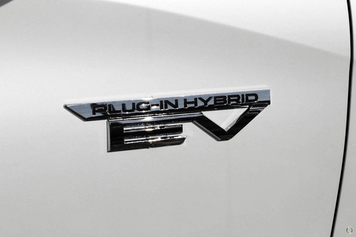 2025 Mitsubishi Outlander PHEV ES ZM MY24 AWD White Diamond