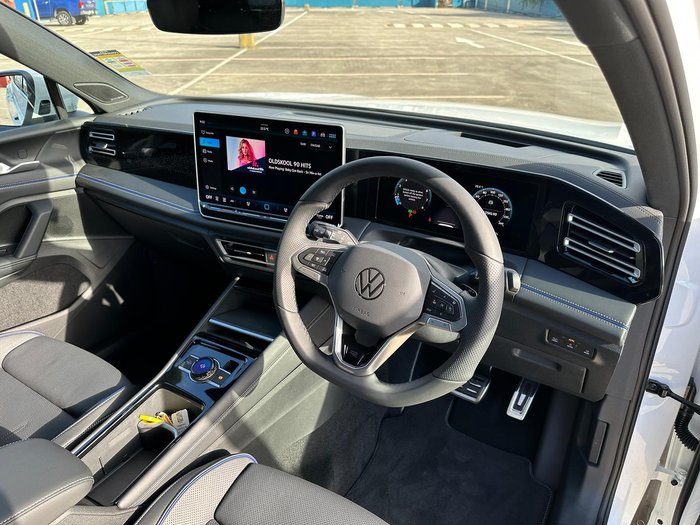 2025 Volkswagen Tiguan 195TSI R-Line