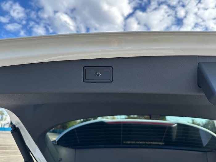 2025 Volkswagen Tiguan 195TSI R-Line
