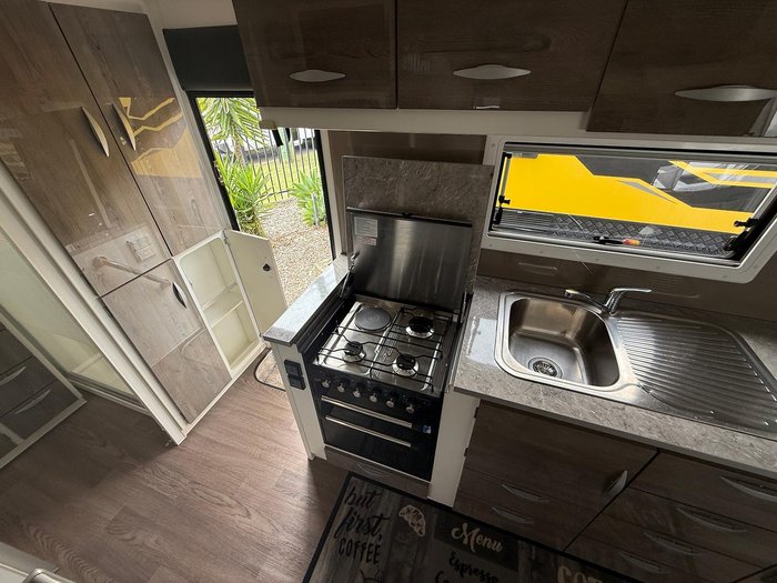 2020 Supreme Classic Tourer