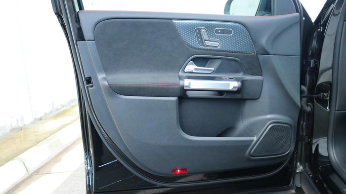 2024 Mercedes-Benz GLB-Class GLB200 X247 Cosmos Black