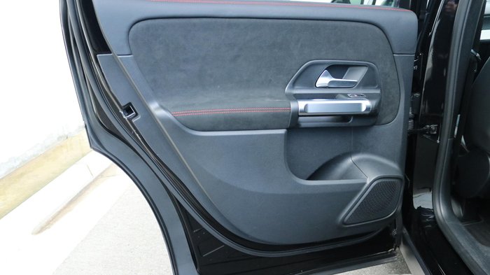 2024 Mercedes-Benz GLB-Class GLB200 X247 Cosmos Black