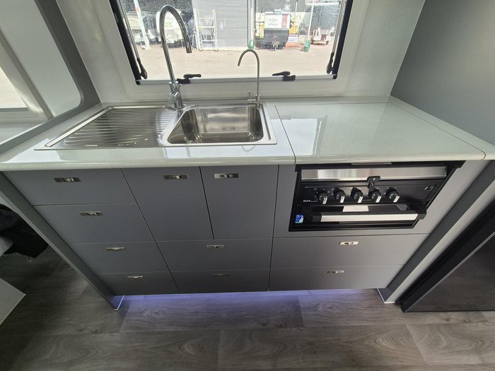 2025 Urban Caravans 18.6 X-Terrain