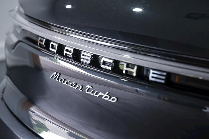 2019 Porsche Macan Turbo 95B MY20 AWD Volcano Grey