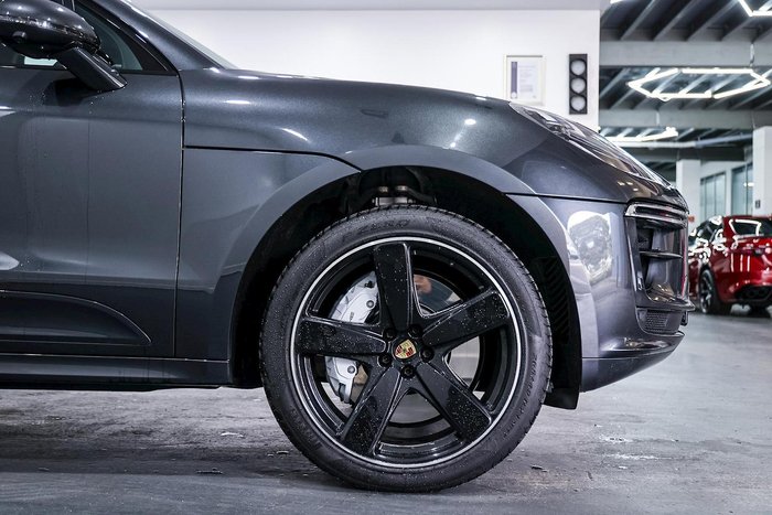 2019 Porsche Macan Turbo 95B MY20 AWD Volcano Grey