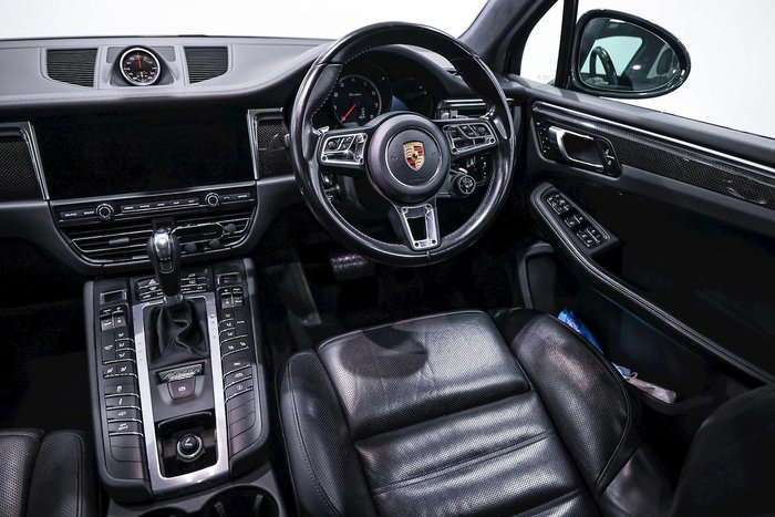 2019 Porsche Macan Turbo 95B MY20 AWD Volcano Grey