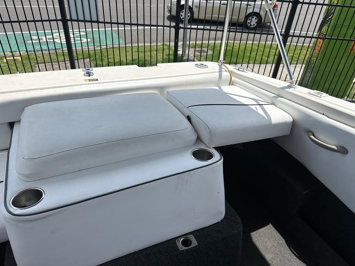 2005 Bayliner 210 Discovery Cuddy