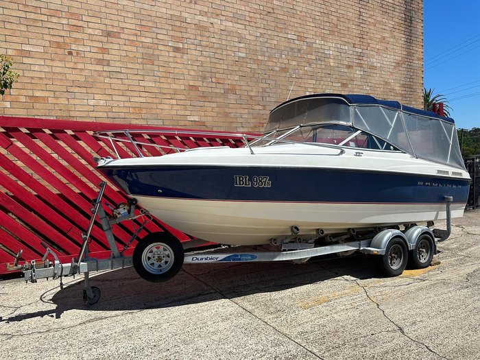 2005 Bayliner 210 Discovery Cuddy