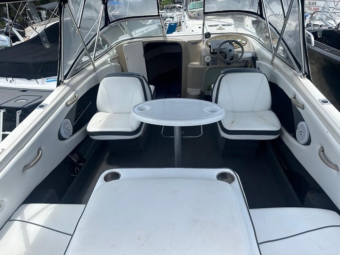 2005 Bayliner 210 Discovery Cuddy