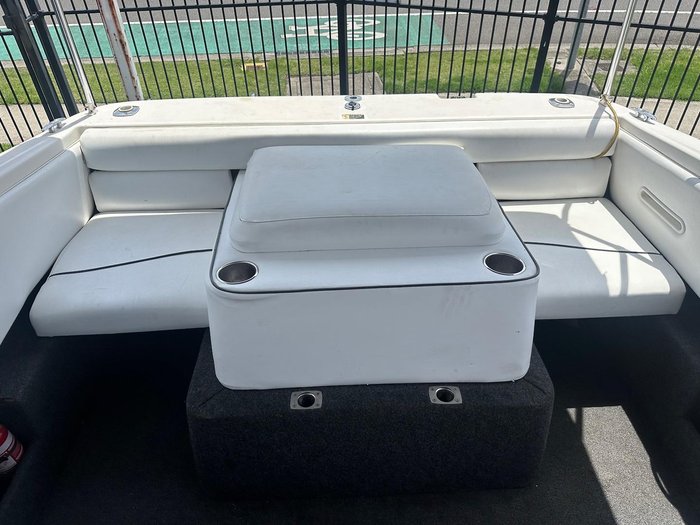 2005 Bayliner 210 Discovery Cuddy