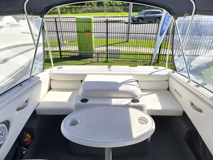 2005 Bayliner 210 Discovery Cuddy