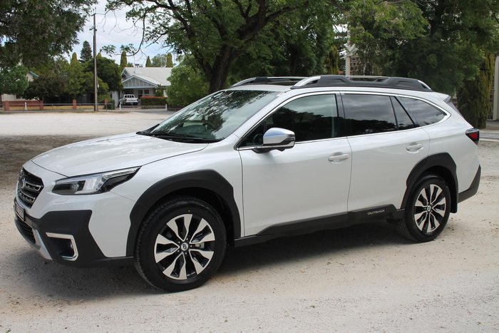 2024 Subaru Outback AWD Touring
