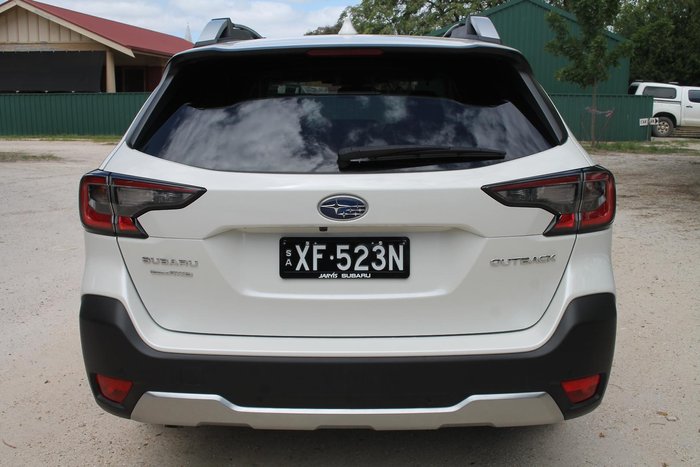 2024 Subaru Outback AWD Touring