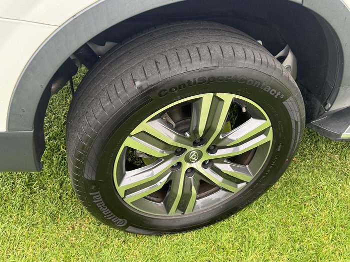 2023 LDV D90 Executive