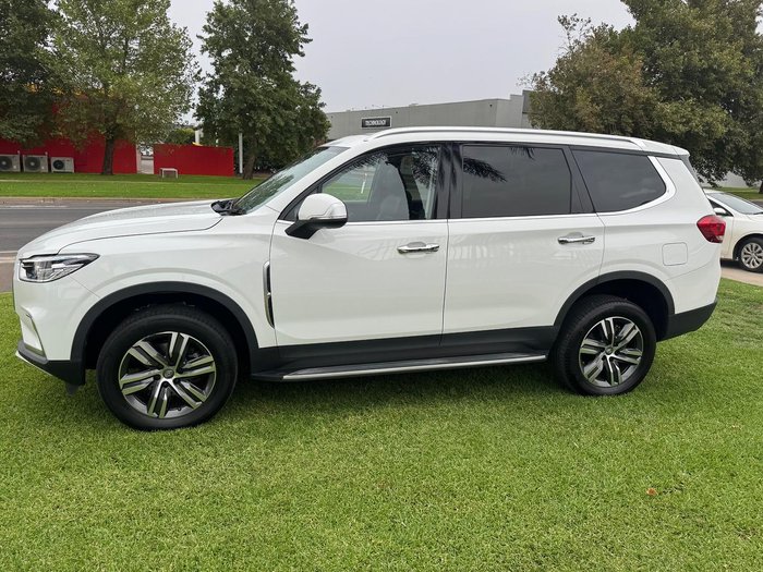 2023 LDV D90 Executive