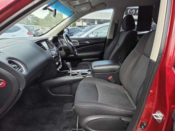 2020 Nissan Pathfinder ST