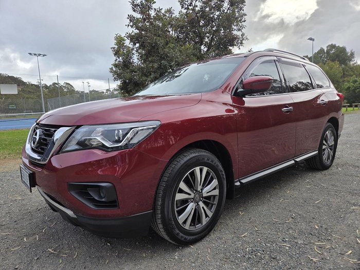 2020 Nissan Pathfinder ST