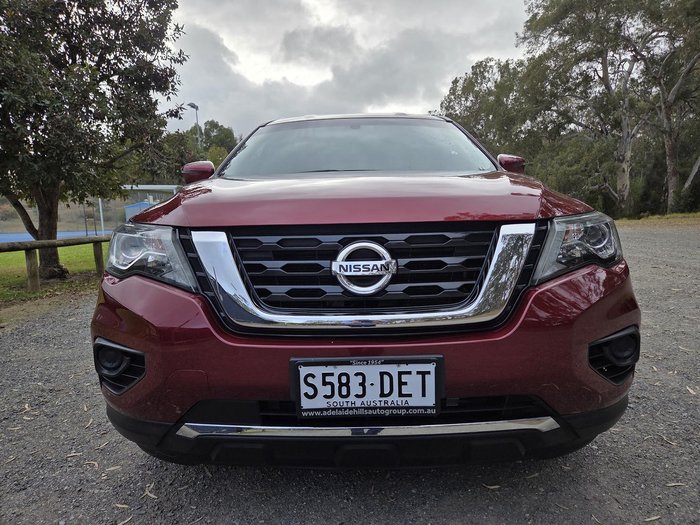 2020 Nissan Pathfinder ST