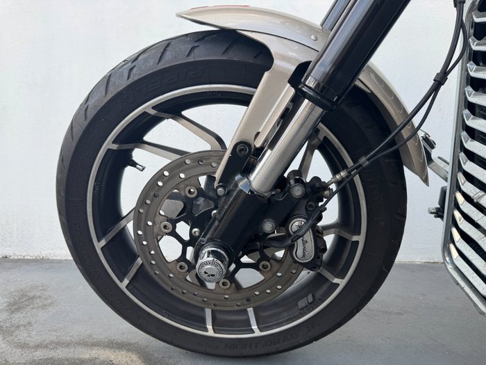 2018 Harley-davidson FLSB SPORT GLIDE Silver