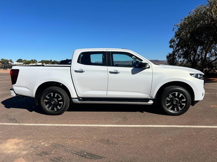 2025 Mazda BT-50 XTR