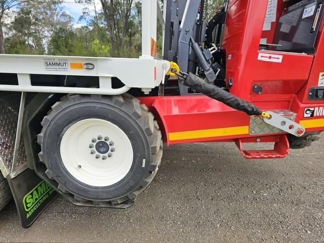 2025 Isuzu Fyj Auto 8X4 With Moffett M5 Extra Reach