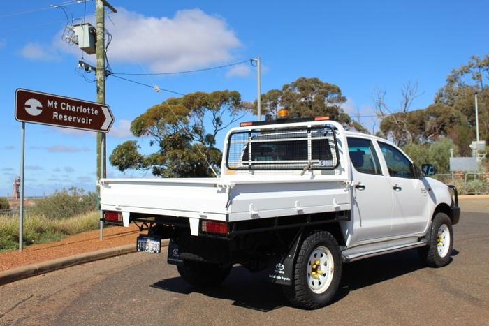 2015 Toyota Hilux SR