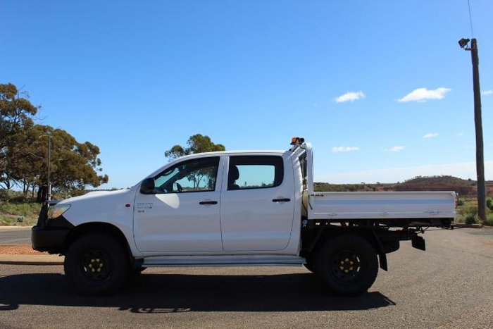 2015 Toyota Hilux SR