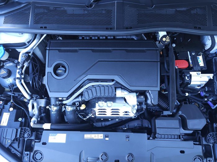 2025 Peugeot 408 GT Premium Hybrid P54 MY25 Okenite White