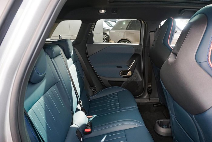 2024 MINI Aceman SE Favoured