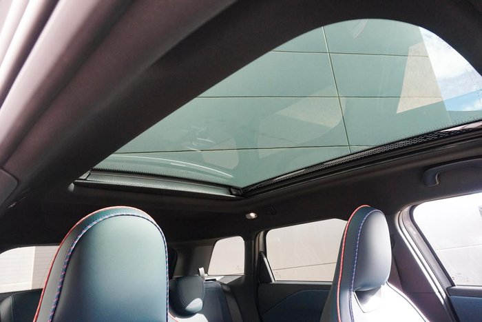 2024 MINI Aceman SE Favoured