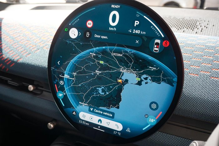 2024 MINI Aceman SE Favoured