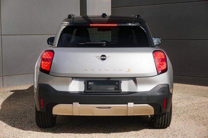2024 MINI Aceman SE Favoured