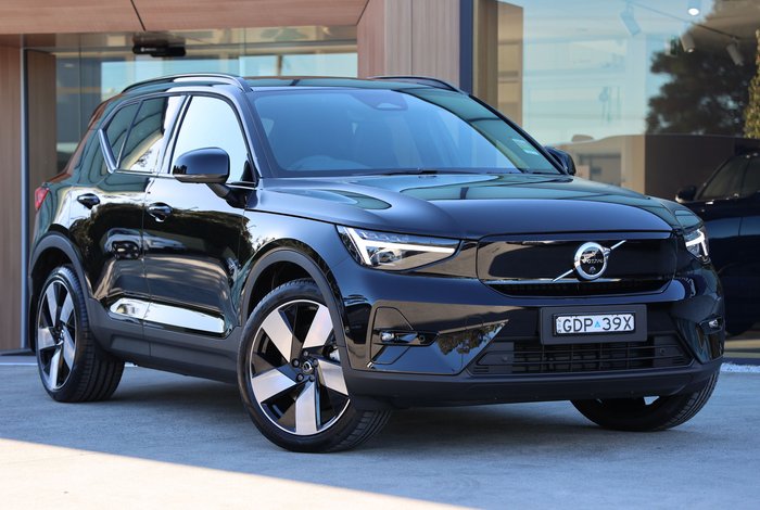 2026 Volvo EX40 Ultra Twin Motor Performance