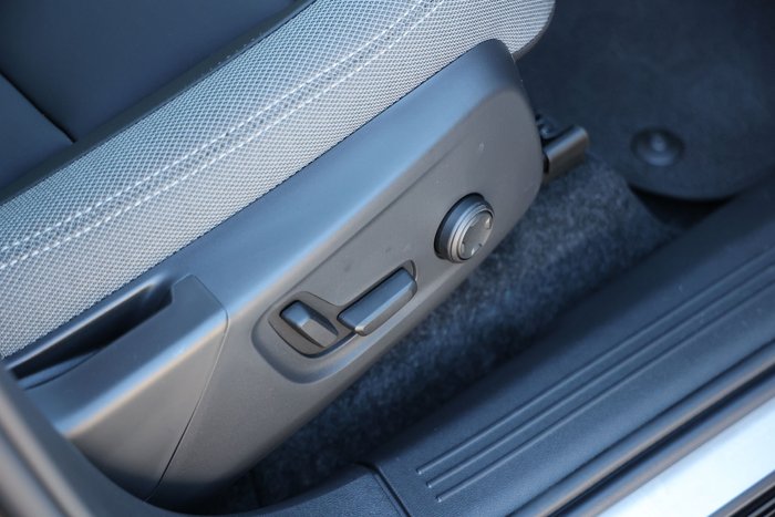 2026 Volvo EX40 Ultra Twin Motor Performance