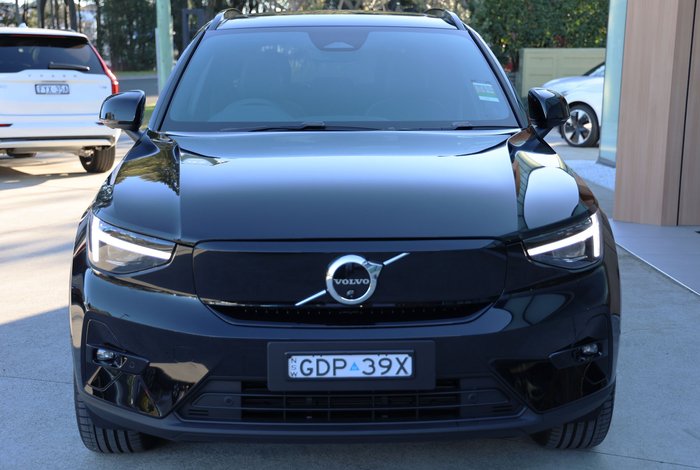 2026 Volvo EX40 Ultra Twin Motor Performance