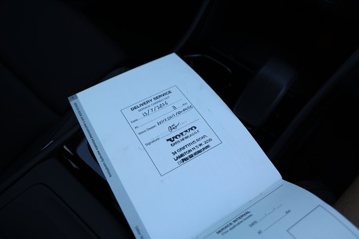 2026 Volvo EX40 Ultra Twin Motor Performance