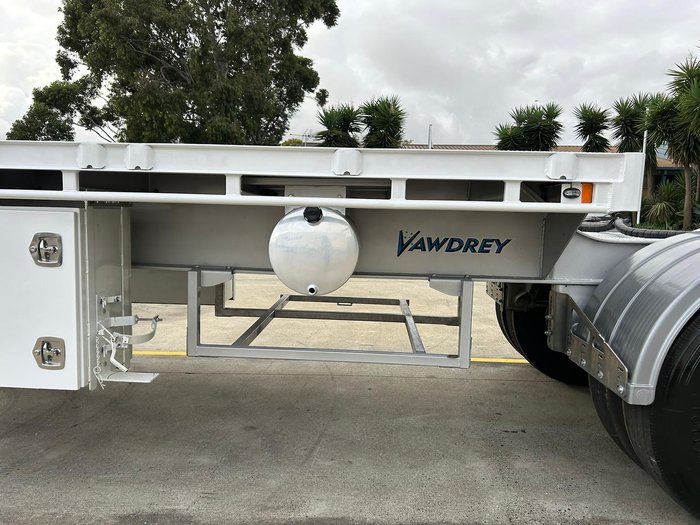 2023 Vawdrey St3 Lead A 12 Pallet Semi