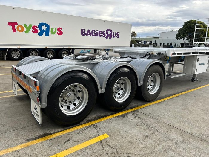 2023 Vawdrey St3 Lead A 12 Pallet Semi