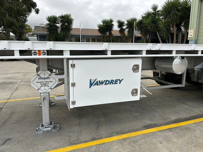 2023 Vawdrey St3 Lead A 12 Pallet Semi